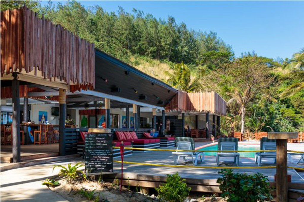 Funky Fish Beach & Surf Resort Solevu Kültér fotó